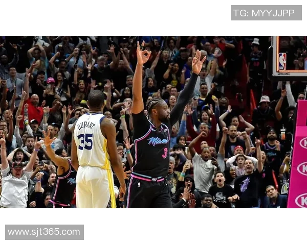 勇士与鹈鹕激战正酣精彩图文直播全程回顾与分析 勇士与鹈鹕激战正酣精彩图文直播全程回顾与分析