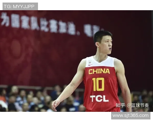 周鹏:从篮球场上的拼搏者到人生舞台上的励志榜样 周鹏:从篮球场上的拼搏者到人生舞台上的励志榜样
