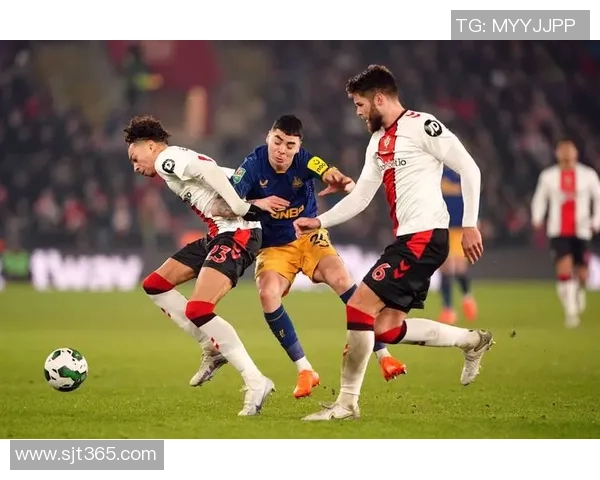 福图纳主场迎战埃门期待精彩对决与激烈竞争